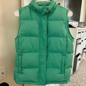 Women's Gap Green Puffer Vest with Pockets -- Small Excellent Condition